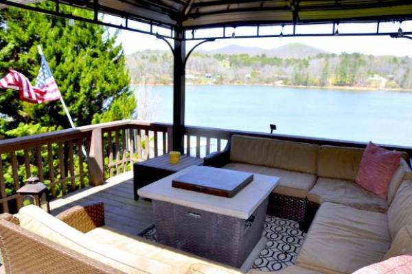 Nottely Lake Cabin Rentals, Blairsville, GA | Enchanted Mountain Retreats